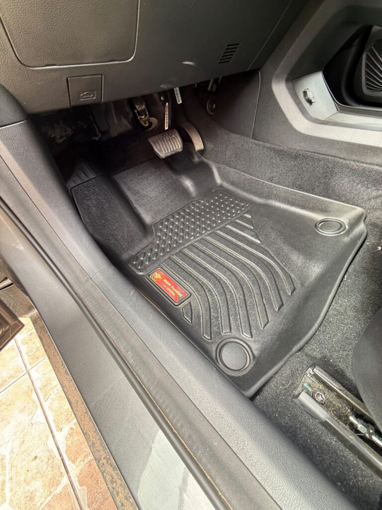 Pisos de calce perfecto Geely Coolray
