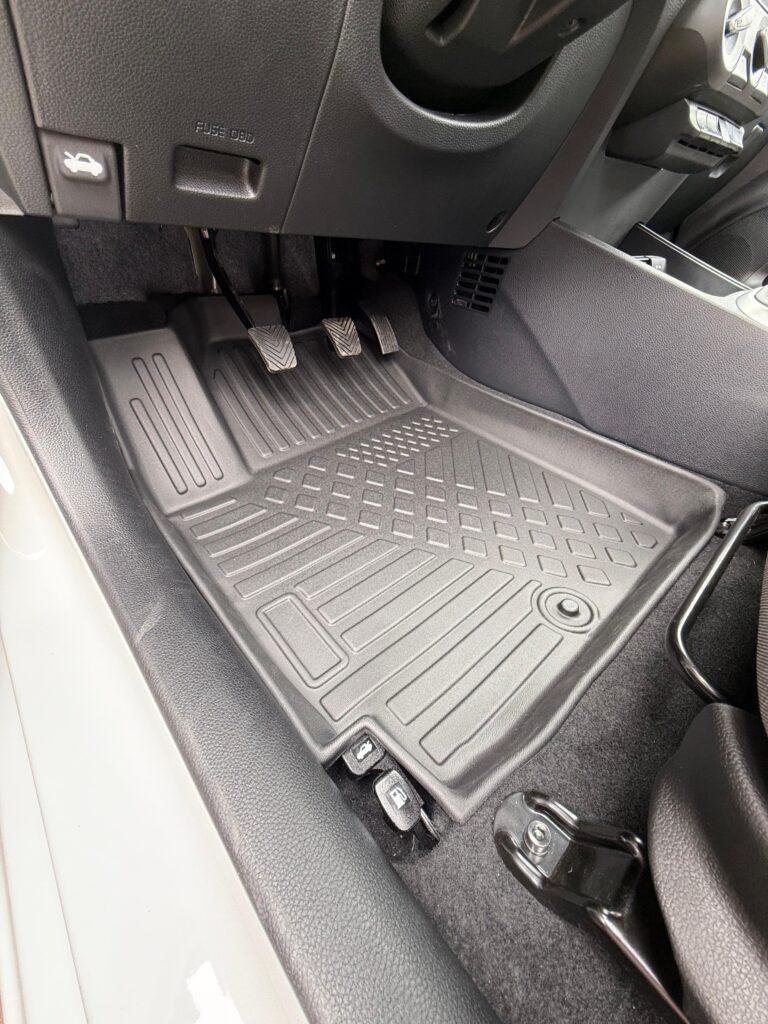 Pisos de calce perfecto Kia Soluto 2019-2026