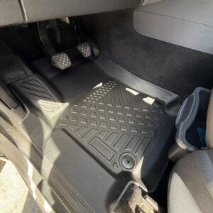 Pisos de calce perfecto Volkswagen Amarok 2010-2025 (con portavaso)